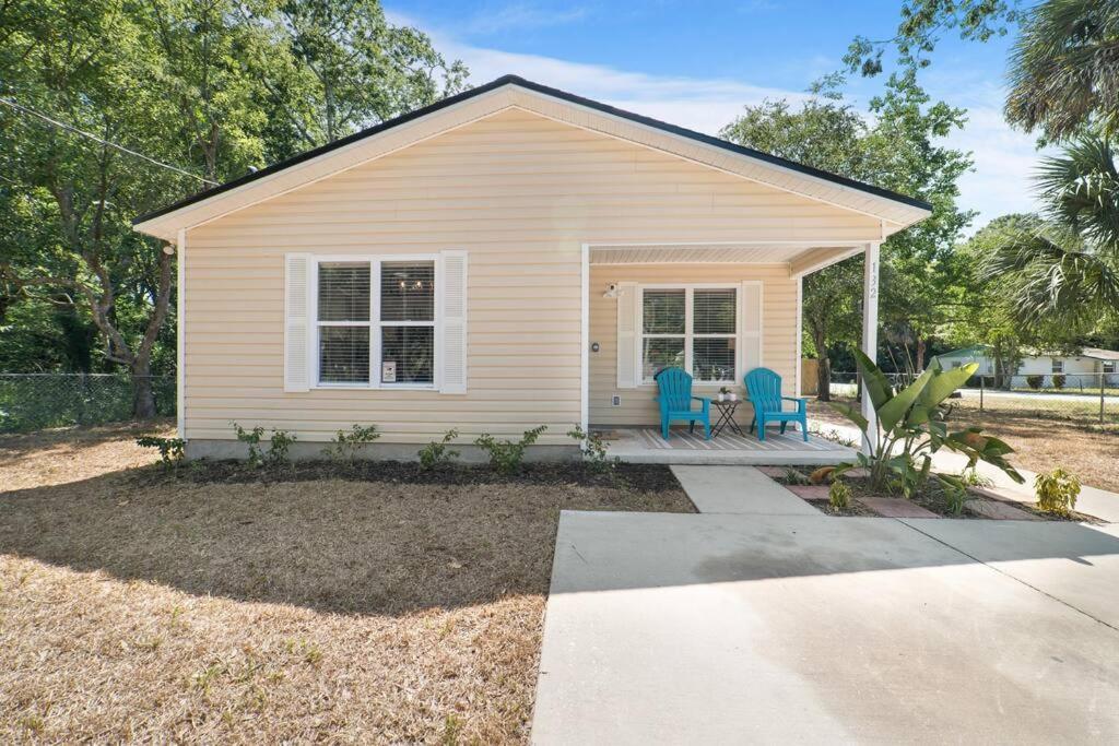 New Modern Bungalow Close To Downtown! Fully Fenced Yard St. Augustine Exterior photo